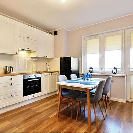 Apartament Kotwica Z Prywatnym Miejscem W Hali Garazowej Lägenhet Świnoujście Exteriör bild